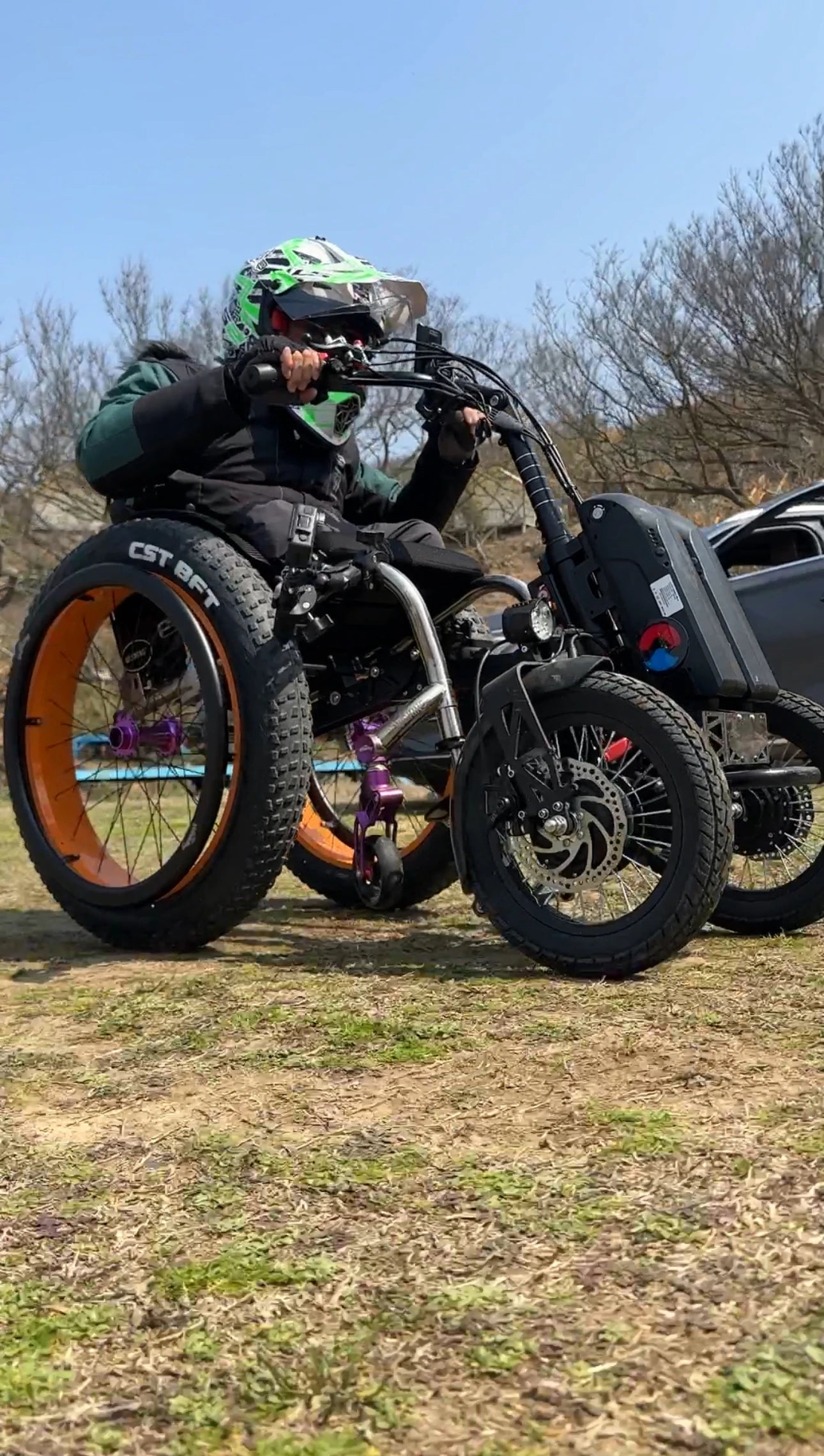 14inch ELECTRIC DRIVING wheelchair