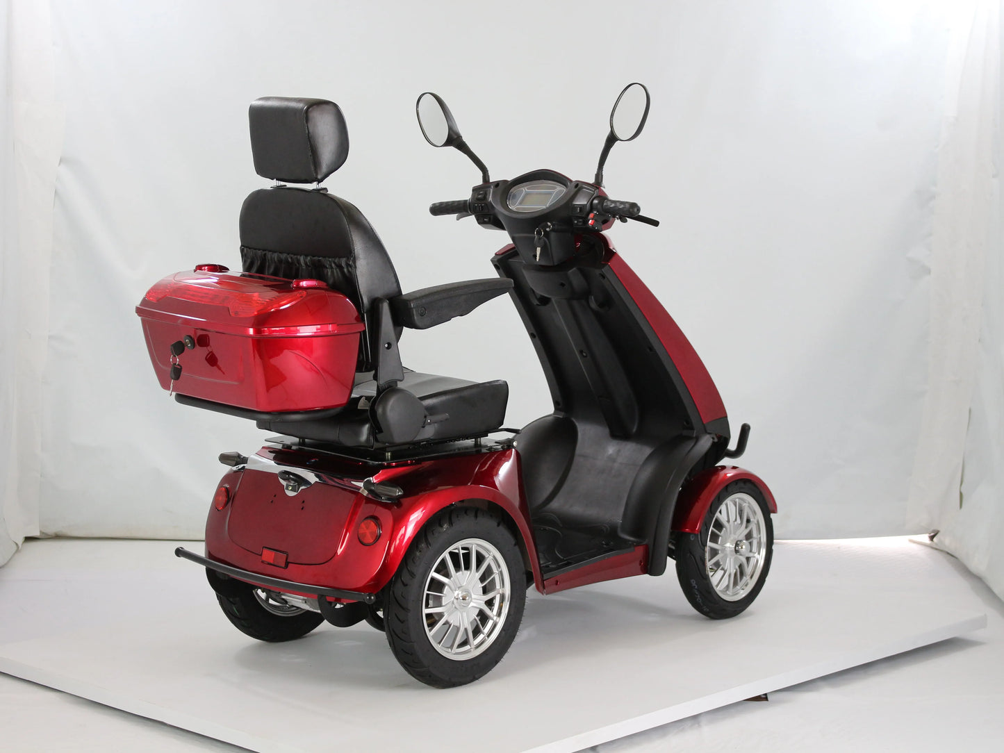 Outdoor 4 Wheels Leisure Fashion Elderly Mobility Scooter
